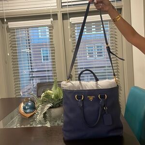 Authentic Prada bag Vit Daino